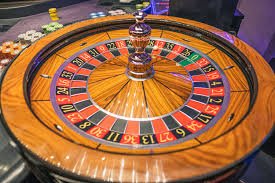 Bangladesh adult browsing 3 pis mobile sports and casino pages on phone